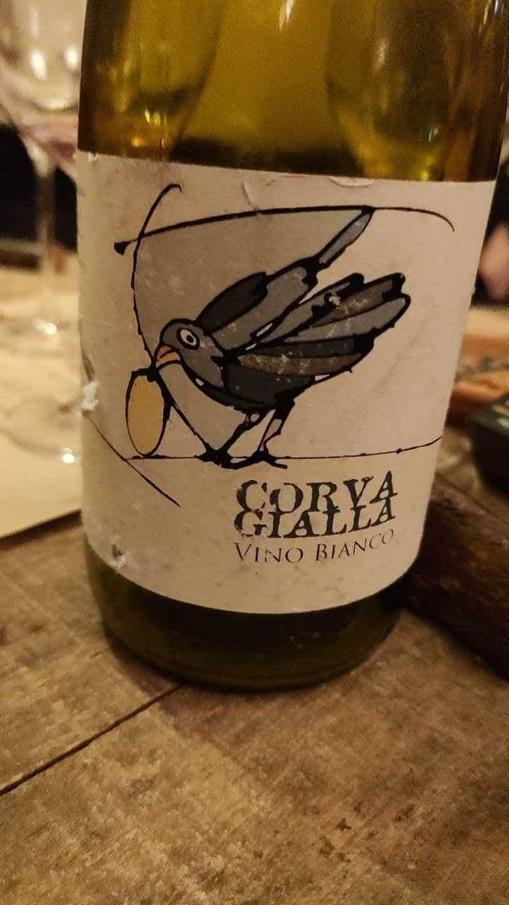 Vino Bianco - Azienda Agricola Corvagialla - Beatrice Arweiler 