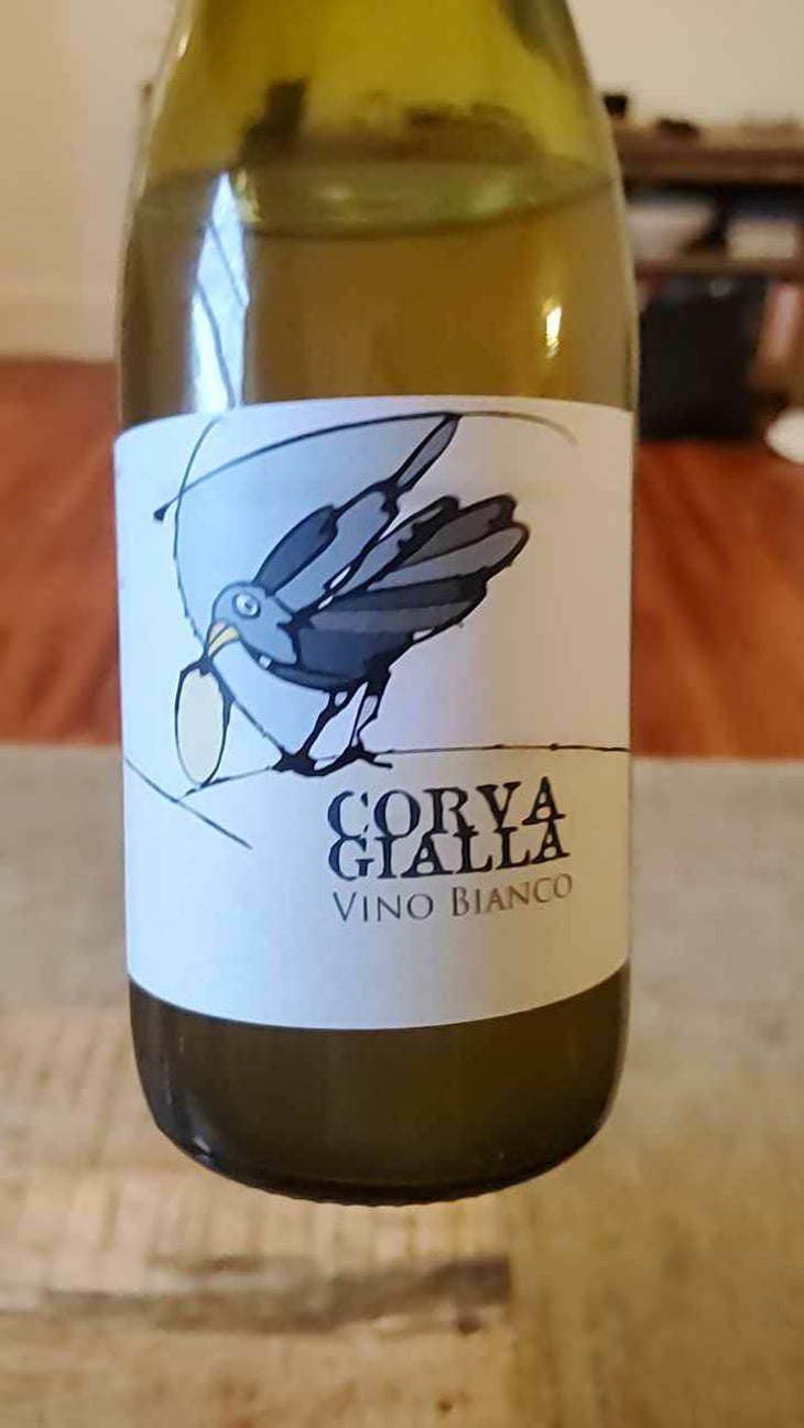 Vino Bianco - Azienda Agricola Corvagialla - Beatrice Arweiler 