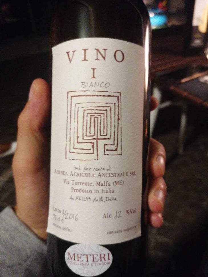 Vino I Bianco - Azienda Agricola Ancestrale - Antonino Caravaglio & Giuseppe Mascoli 