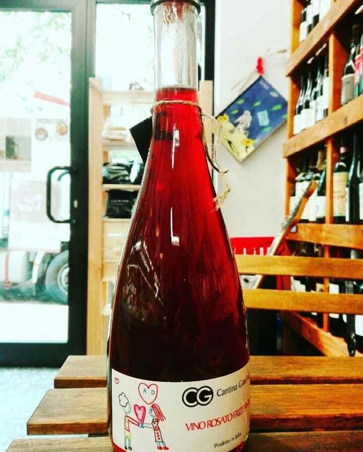 Vino Rosato Anfora - Cantina Giardino - Antonio Di Gruttola & Daniela De Gruttola 