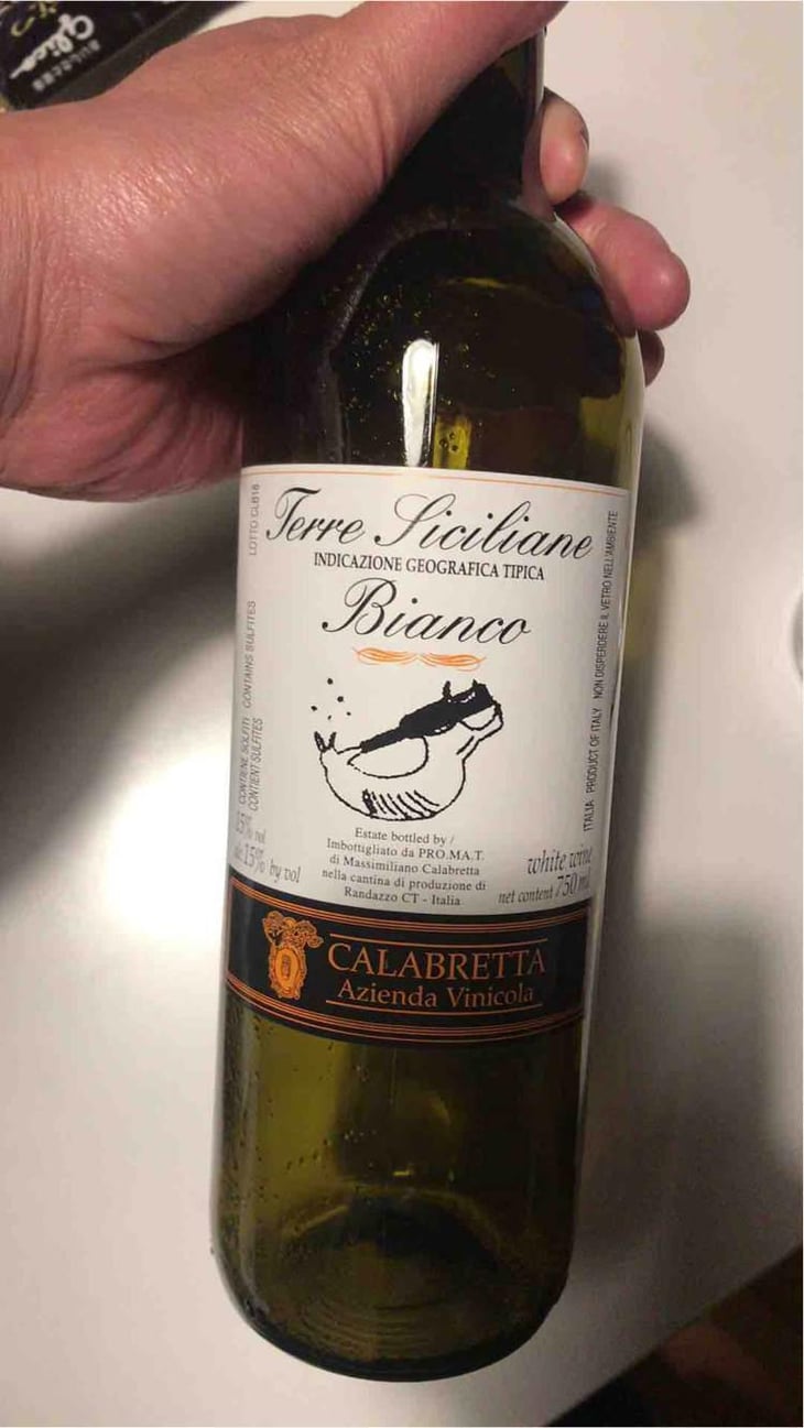 Vino rosso Cala Cala - Azienda Vinicola Calabretta - Massimiliano Calabretta 