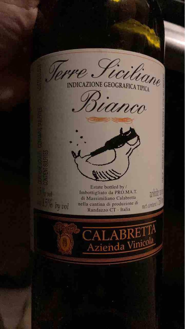 Vino rosso Cala Cala - Azienda Vinicola Calabretta - Massimiliano Calabretta 