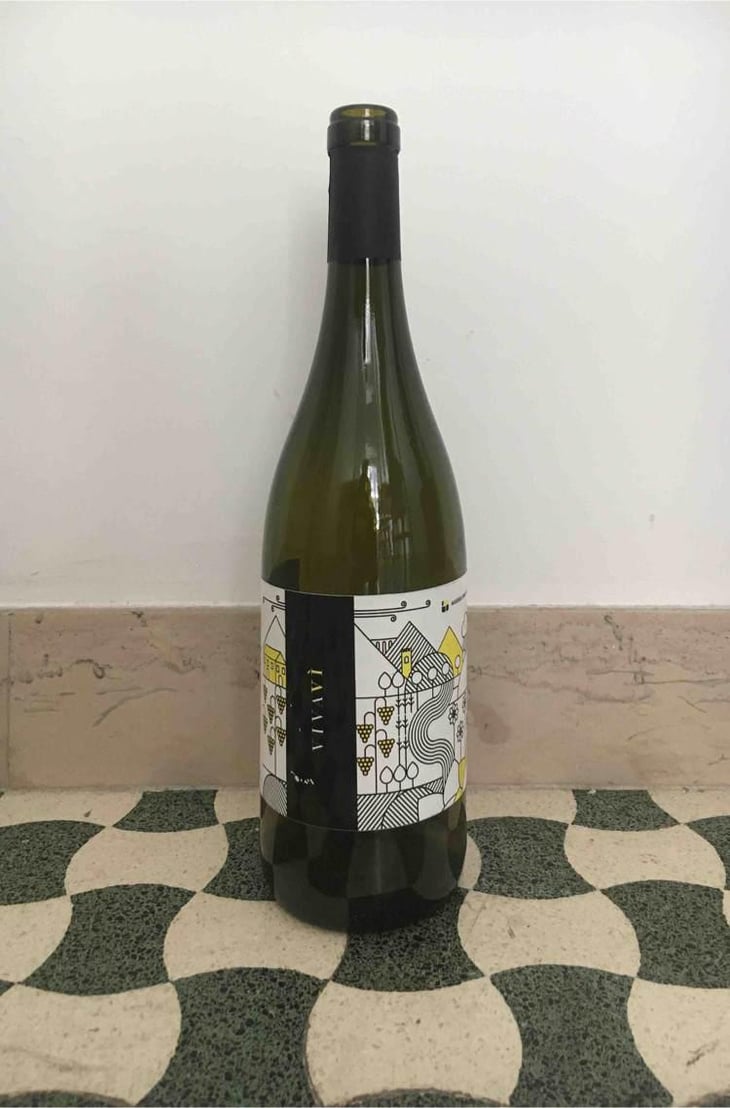Vivavì Bianco - Daniela De Marco and Giampiero Ventura - Masseria Perugini (closed) 