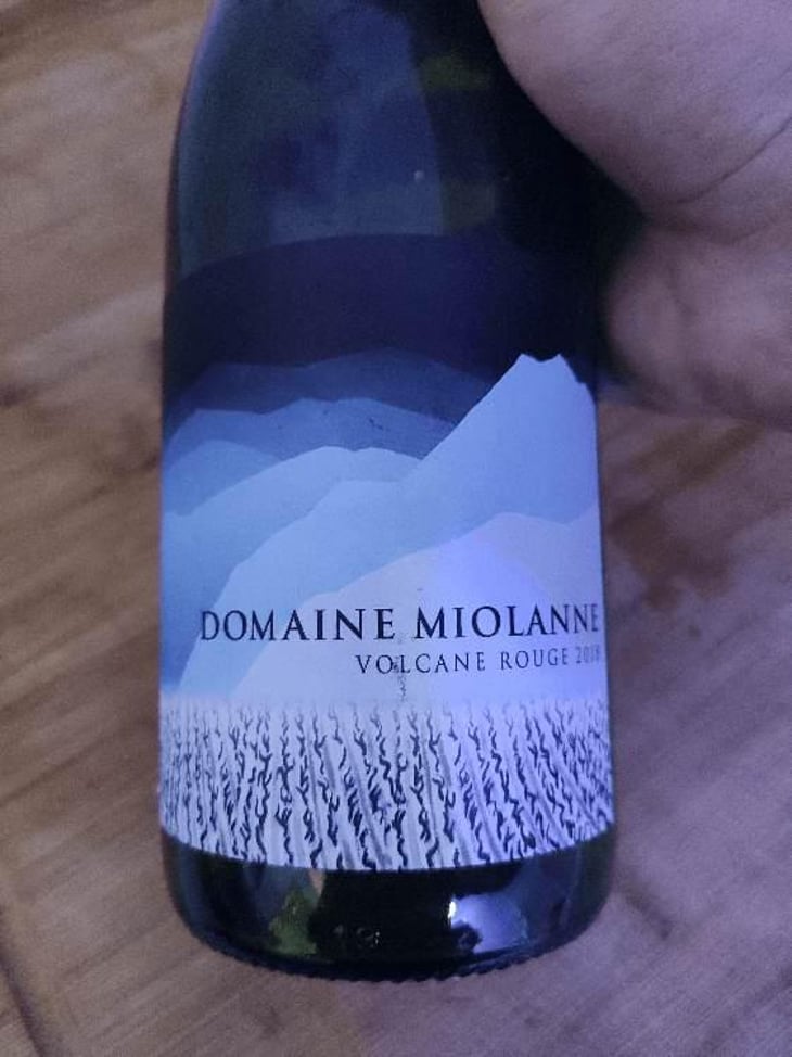 Volcane Rouge - Domaine Miolanne - Jean-Baptiste Deroche & Laure Cartier 