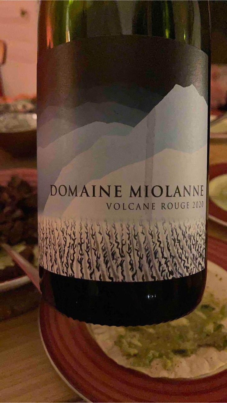 Volcane Rouge - Domaine Miolanne - Jean-Baptiste Deroche & Laure Cartier 