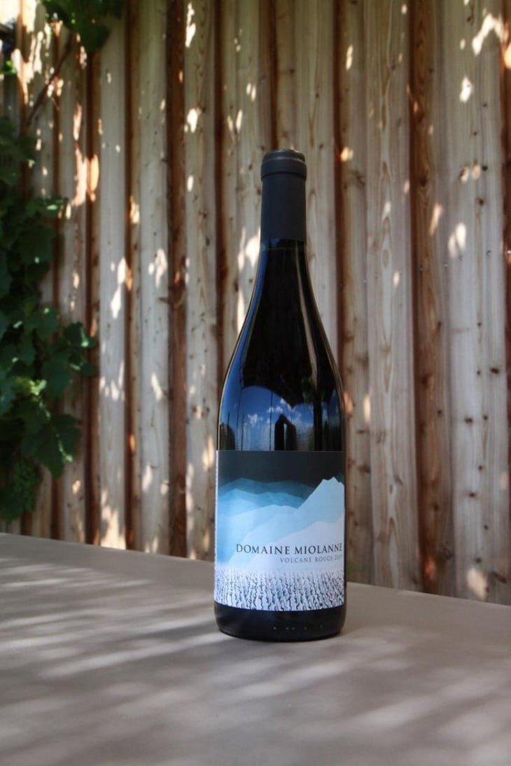 Volcane Rouge - Domaine Miolanne - Jean-Baptiste Deroche & Laure Cartier 