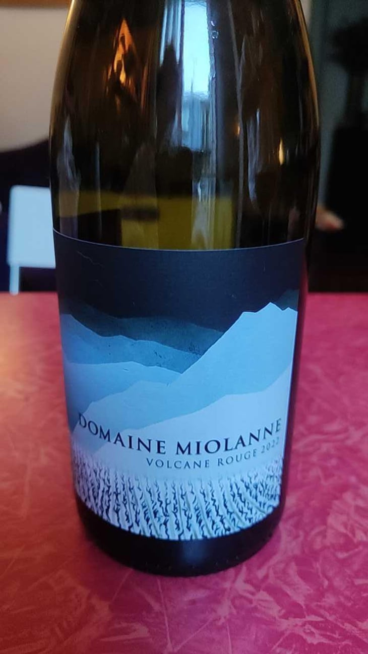 Volcane Rouge - Domaine Miolanne - Jean-Baptiste Deroche & Laure Cartier 