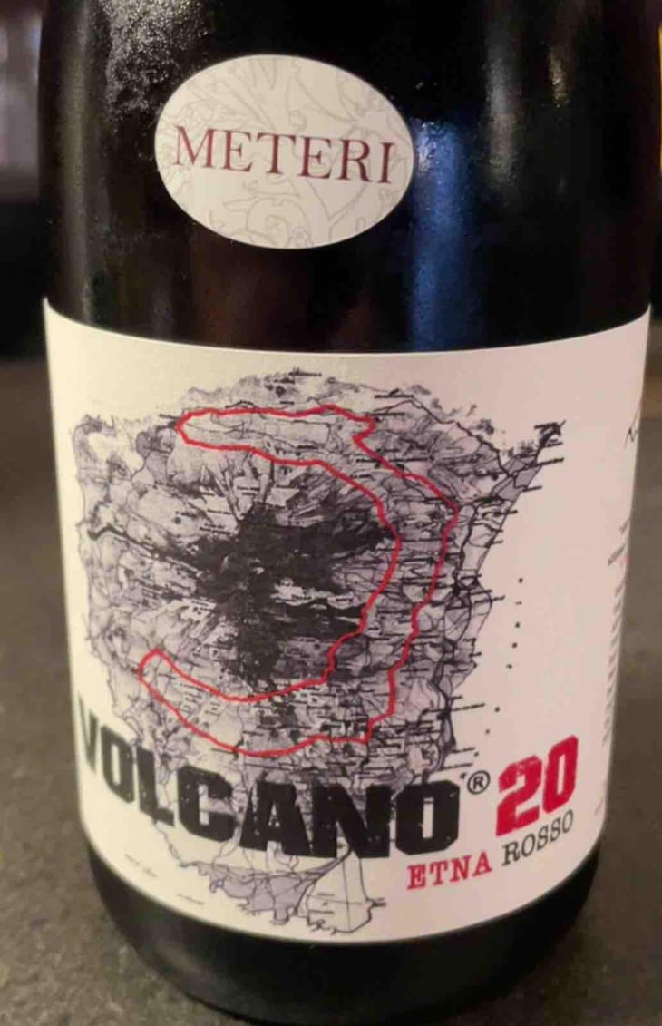 Volcano etna rosso - Monterosso - Aurelio Marconi, Giovanni Ferlito, Gianluca Strano -2020