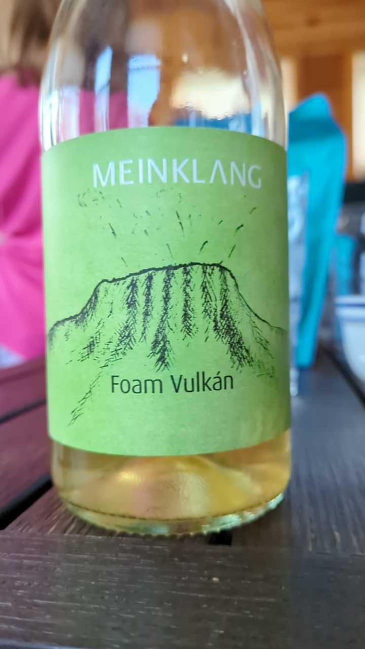 Vulkán - Meinklang - Weingut Michlits - Angela & Werner Michlits 