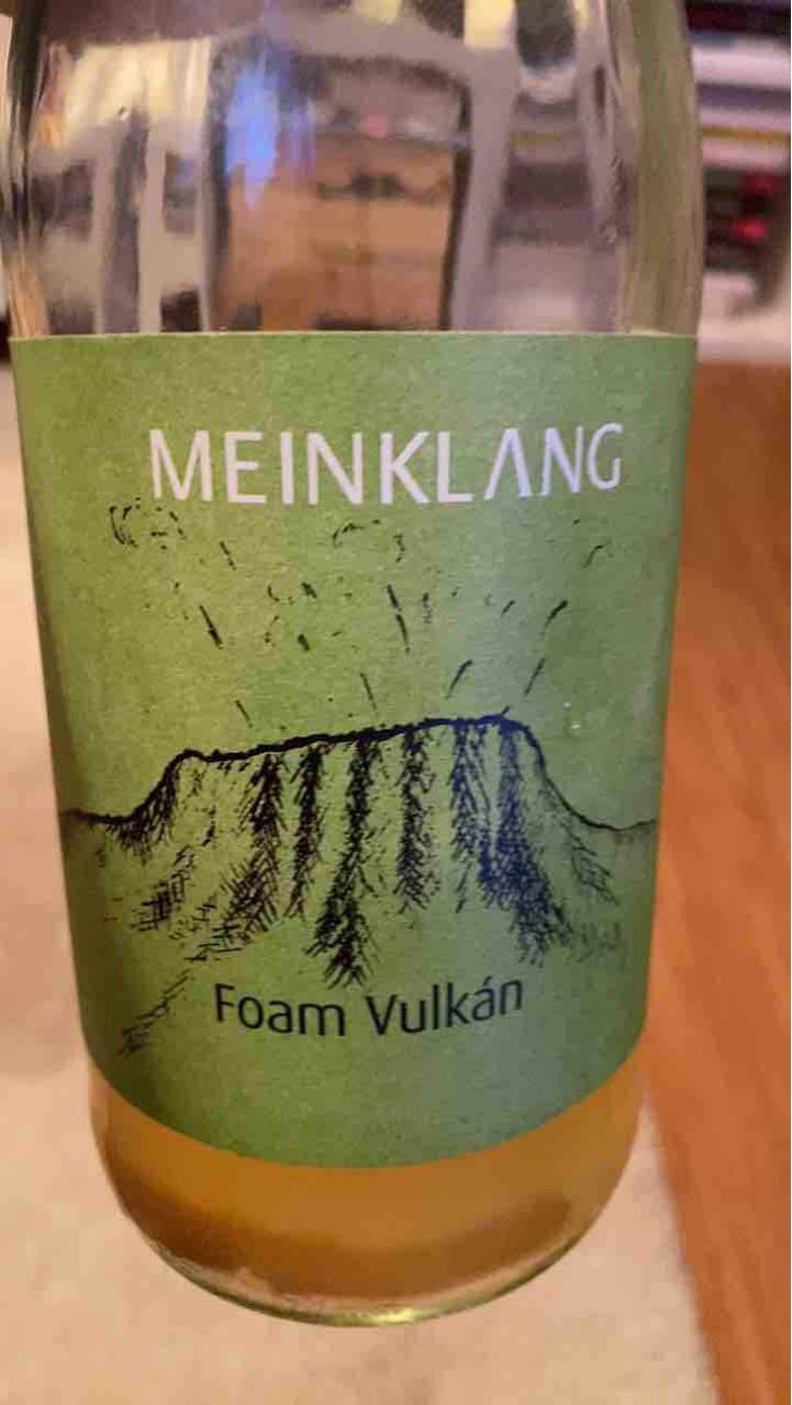 Vulkán - Meinklang - Weingut Michlits - Angela & Werner Michlits 