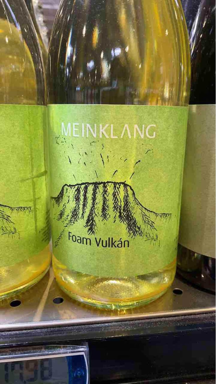 Vulkán - Meinklang - Weingut Michlits - Angela & Werner Michlits 