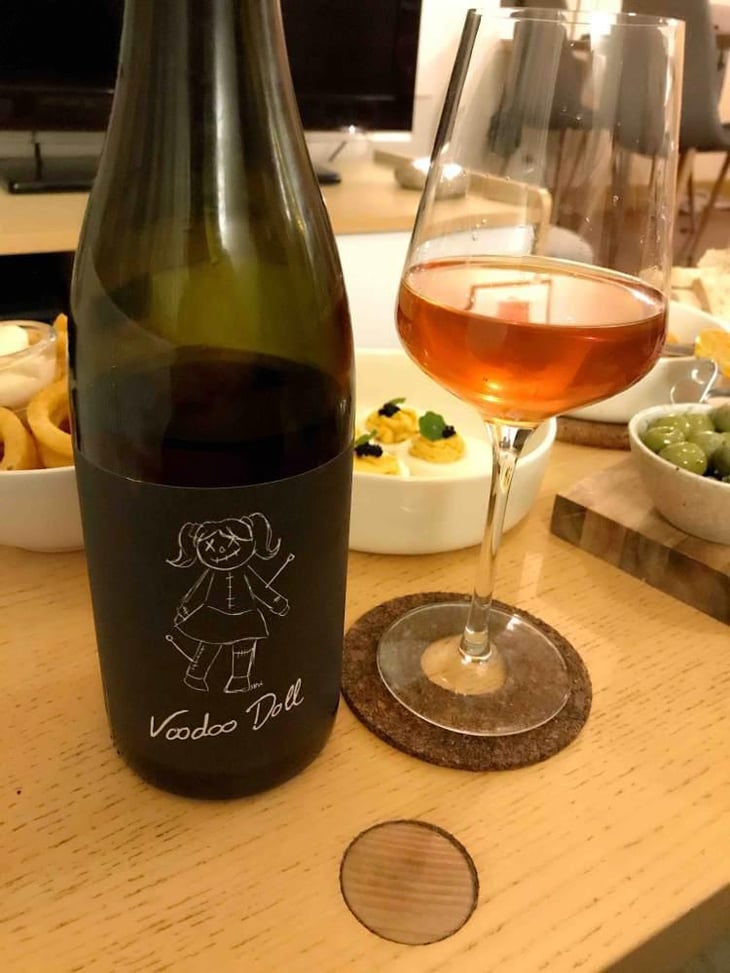 Voodoo Doll - Weingut Bianka und Daniel Schmitt - Daniel & Bianka Schmitt 