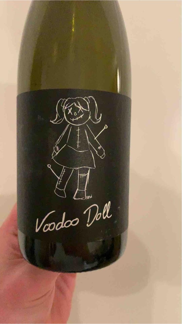Voodoo Doll - Weingut Bianka und Daniel Schmitt - Daniel & Bianka Schmitt 