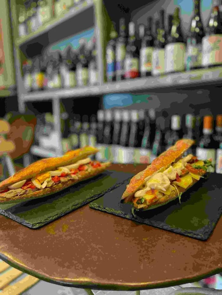 🥖 🥚 🐟 🍅 Vs 🥖 🍗 🥚 🥓 🥗 🧀 - Spaccio Grosso - 394598