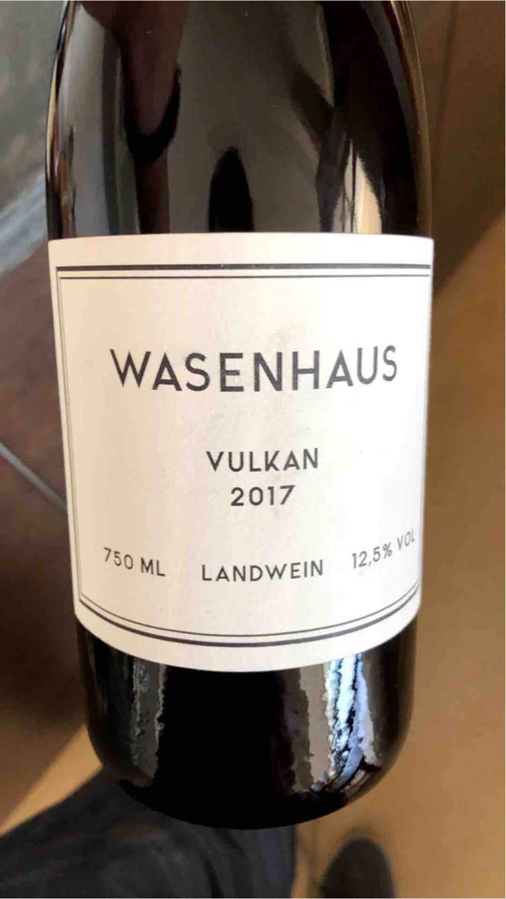 Vulkan - Weingut Wasenhaus - Christoph Wolber & Alexander Götze 
