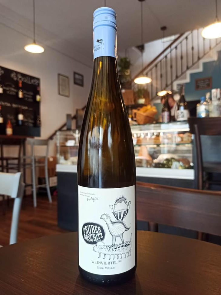 Weinviertel Gruner Veltliner - Gruber Röschitz - Maria, Ewald & Christian Gruber 
