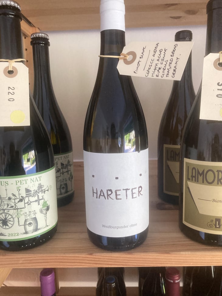 Weissburgunder Ohne - Weingut Hareter Thomas - Claudia & Thomas Hareter 