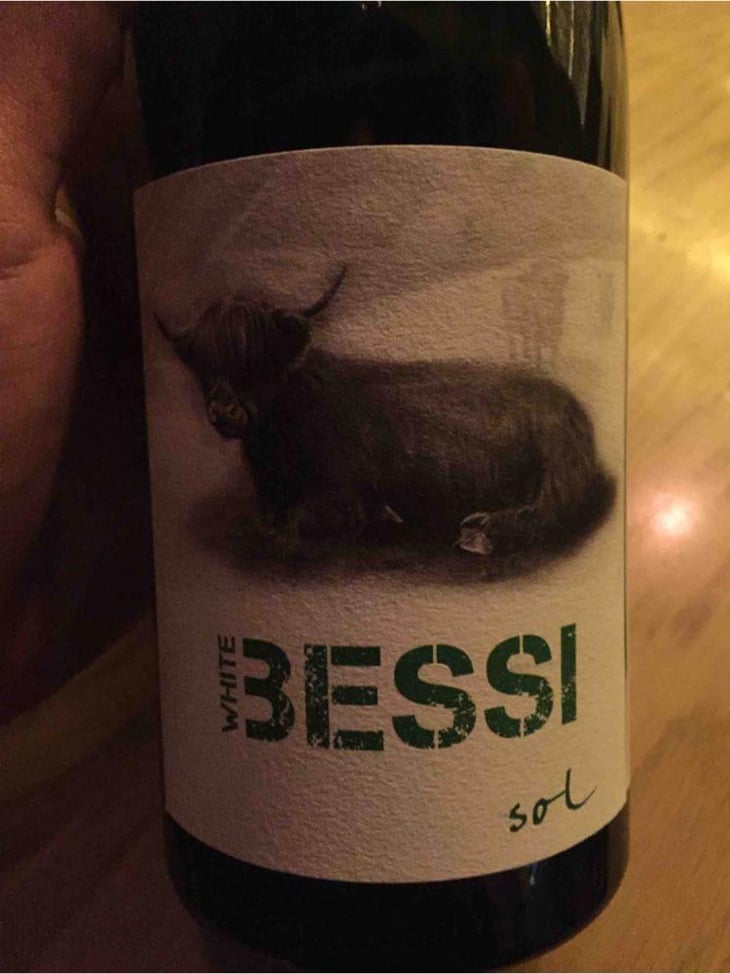 White Bessi - Sol - Michael Gindl 