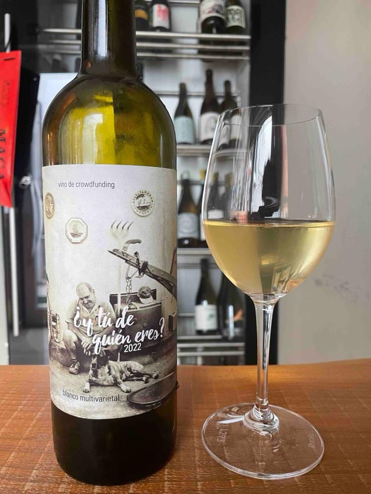 Y tú de quien Eres? Blanco - Bodegas Gratias. Familia y Viñedos - Ana Gómez, Iván Gómez, Silvia Araque y José Gómez 