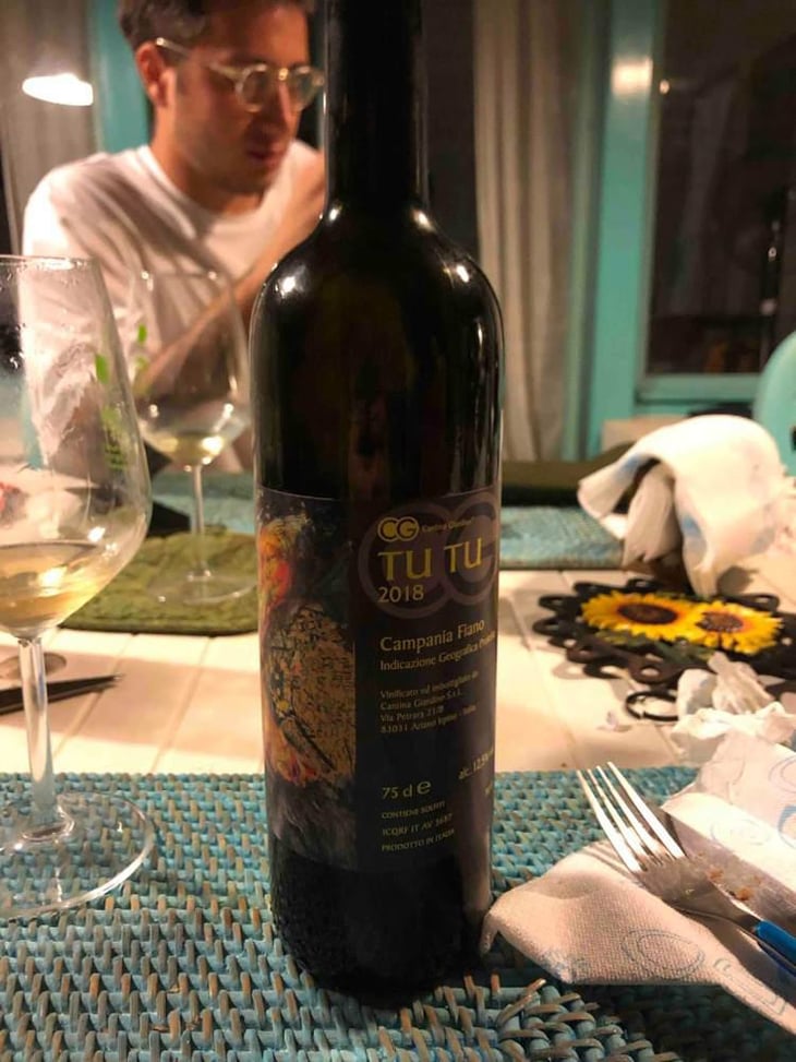 Tu-tu - Cantina Giardino - Antonio Di Gruttola & Daniela De Gruttola 
