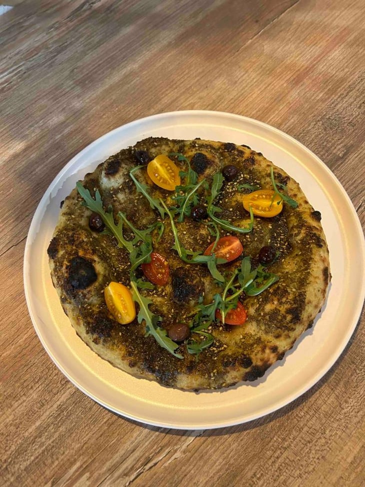 Pizzetta Zaatar Tomate Olives Et Roquette - Toulon pizza club - 615360
