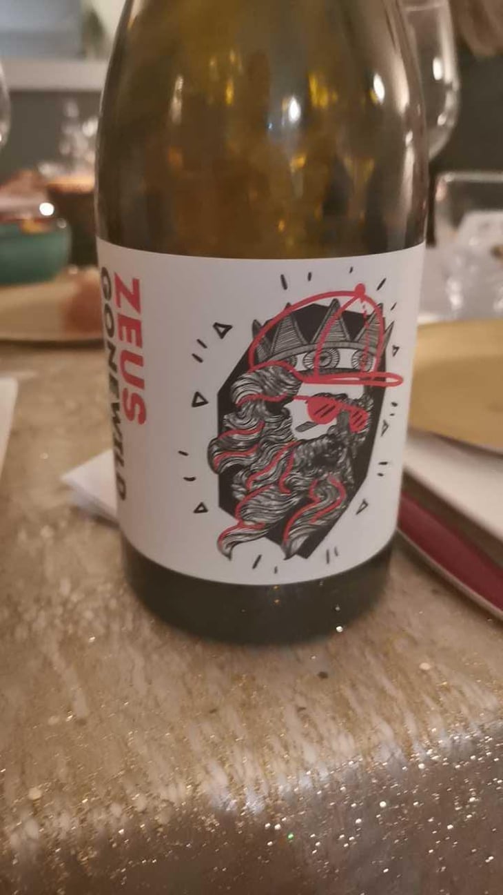 Zeus Gone Wild - Domaine Des Marnes Blanches - Pauline & Géraud Fromont 