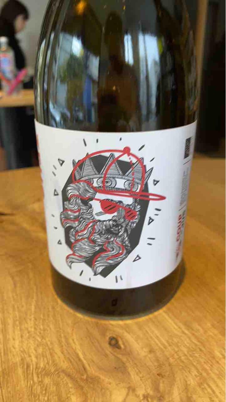 Zeus Gone Wild - Domaine Des Marnes Blanches - Pauline & Géraud Fromont 