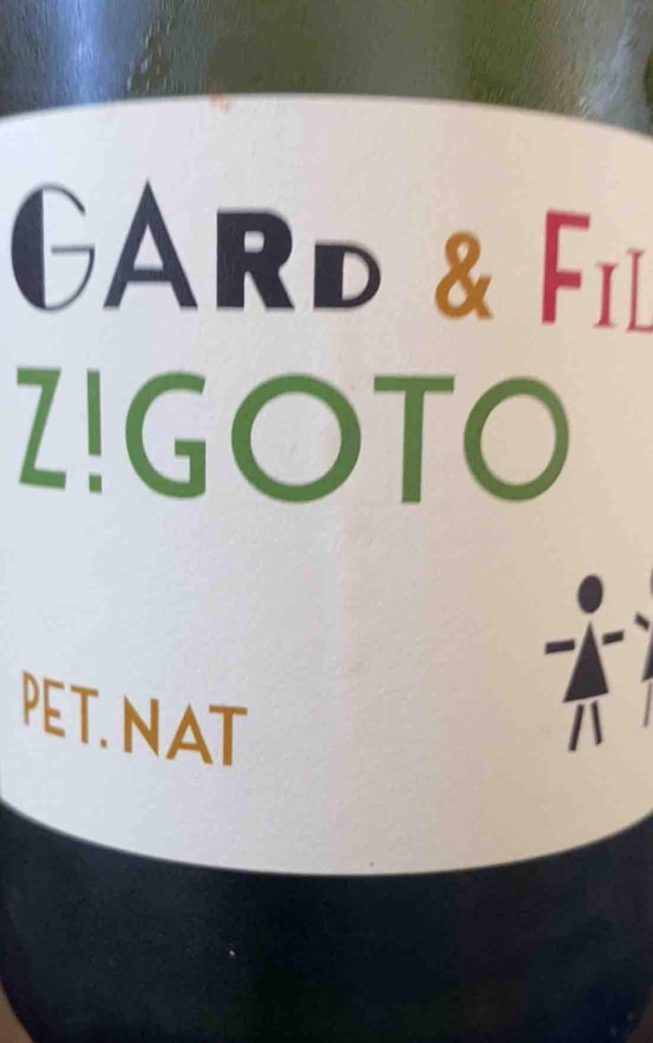 Z!goto - Gard & Filles - Fanny et Philippe Gard 