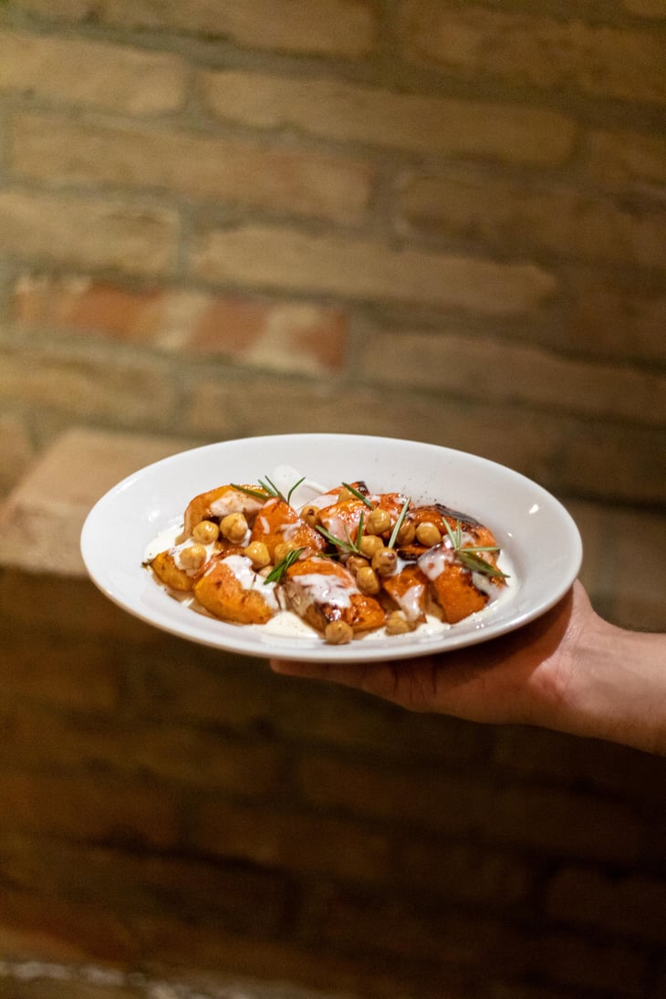 Zucca Arrosto, Fonduta E Nocciole - Osteria Fondo - 700704