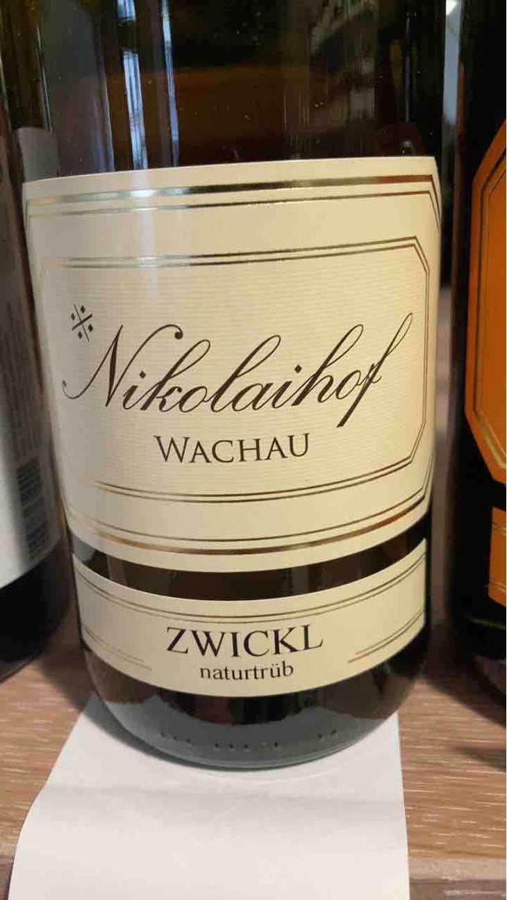 Zwickl - Weingut Nikolaihof Wachau - Familie Saahs 