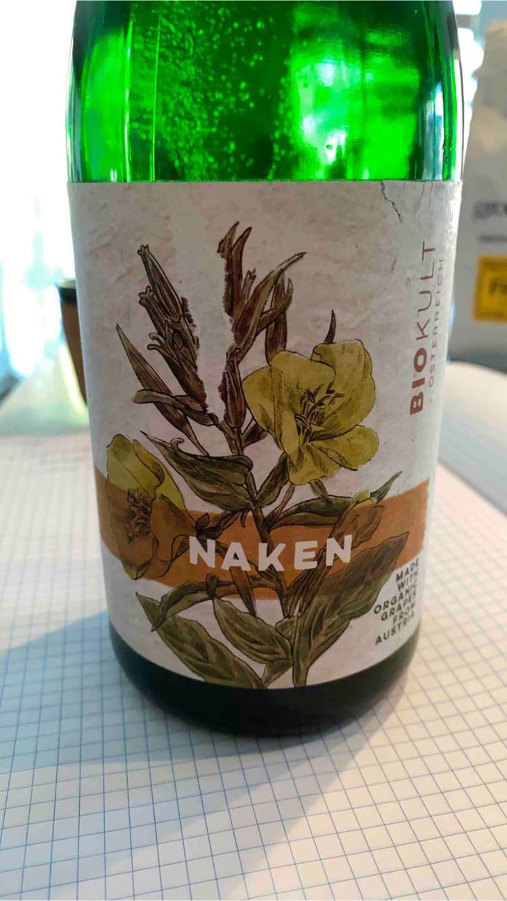 Naken - Meinklang - Weingut Michlits - angela-werner-michlits-jr 