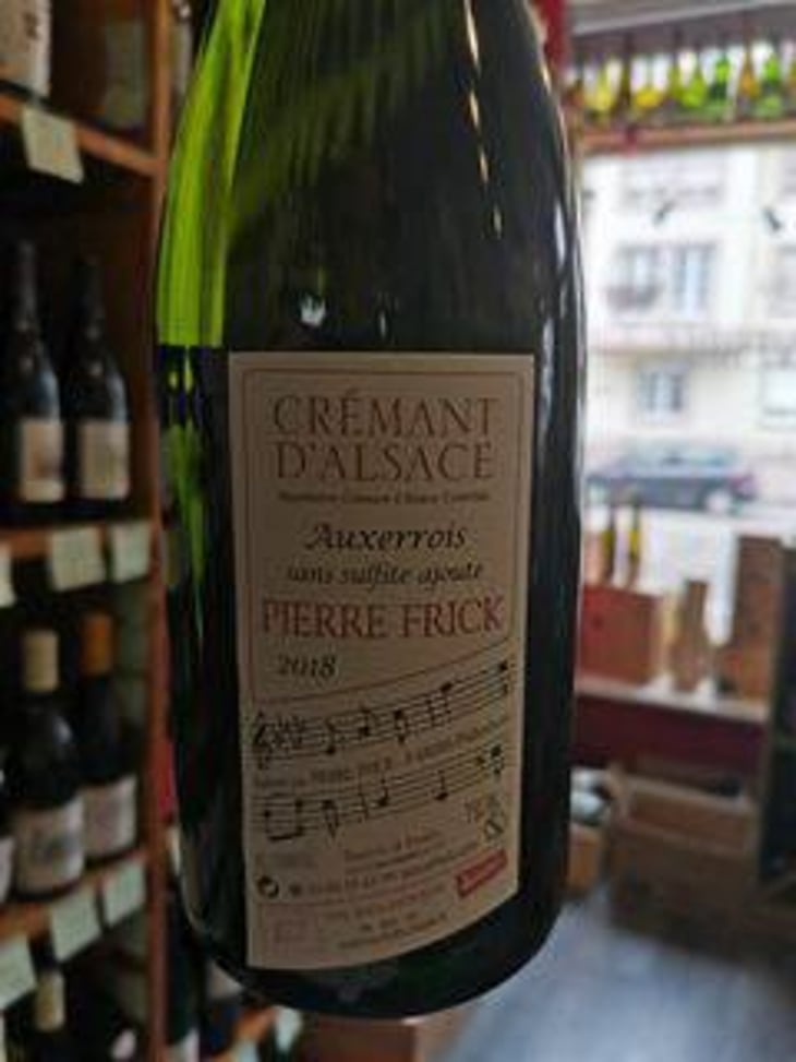 Crémant d'Alsace Auxerrois - Domaine Pierre Frick - jean-pierre-chantal-et-thomas-frick -2018