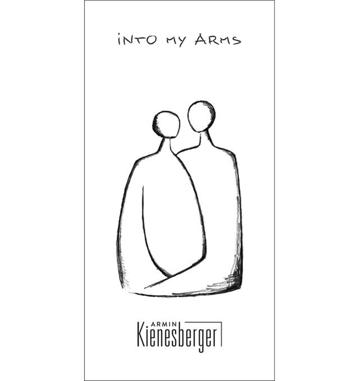 Into my arms - Armin Kienesberger – Biodynamischer Weinbau - armin-kienesberger 