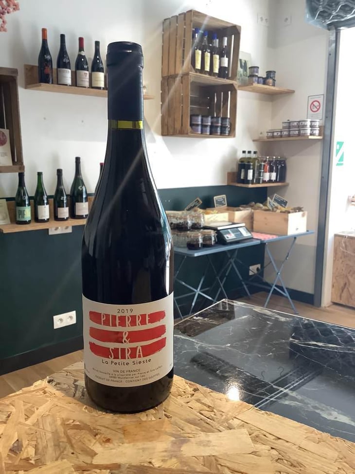 La Petite Sieste (Rouge) - Pierre et Sira - pierre-sira-lalfert 