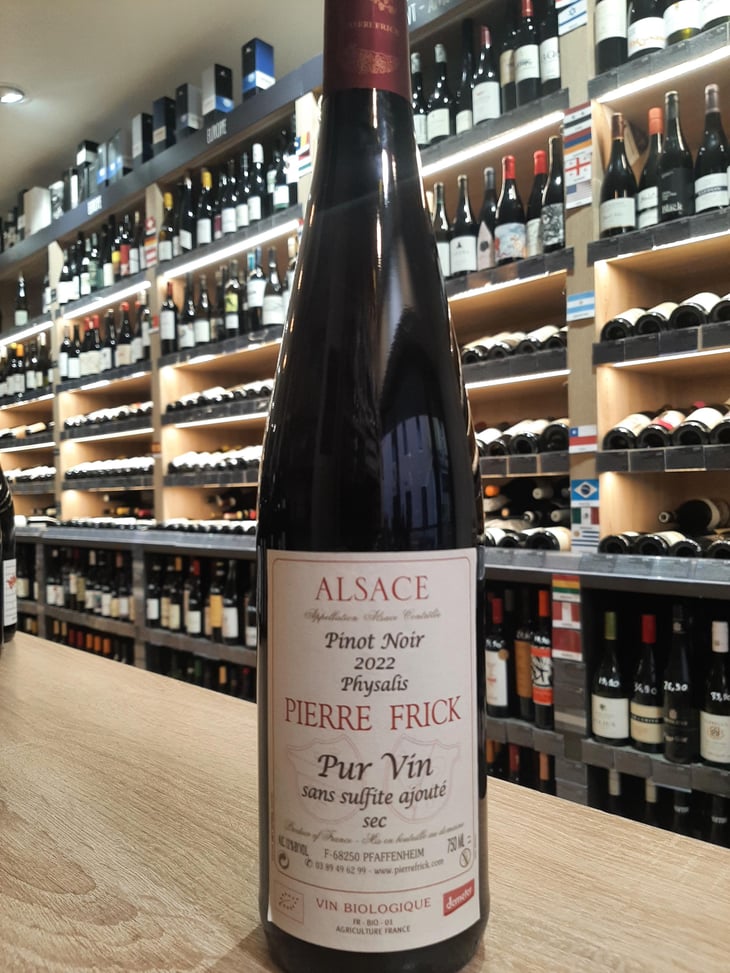 Physalis Pinot Noir - Domaine Pierre Frick - jean-pierre-chantal-et-thomas-frick 