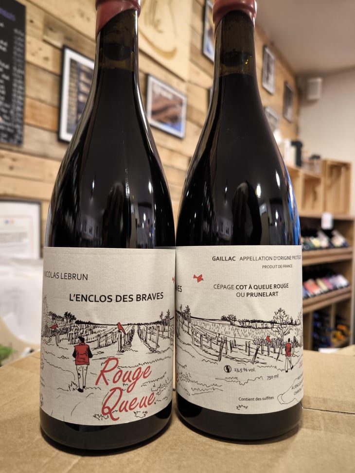 Rouge Queue - L'enclos Des Braves - chantal-nicolas-lebrun 