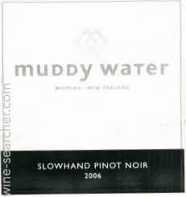 Slowhand Pinot Noir - Muddy Water - the-thomas-family 