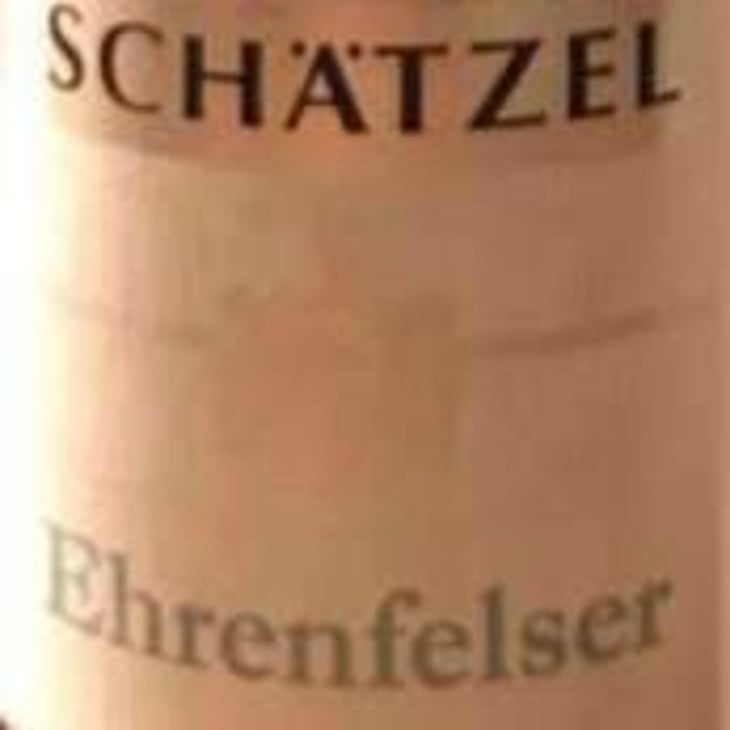 Ehrenfelser - Weingut Schätzel - kai-schatzel-jule-eichblatt 