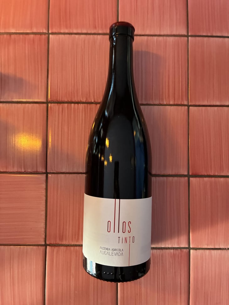 Ollos Tinto - Fazenda Agricola Augalevada - iago-garrido 