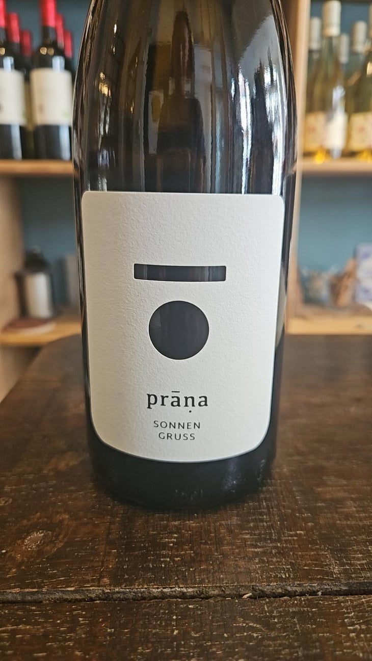 Sonnengruss trocken - Weingut Prāṇa - cosima-lindenau-niklas-eisenacher -2024