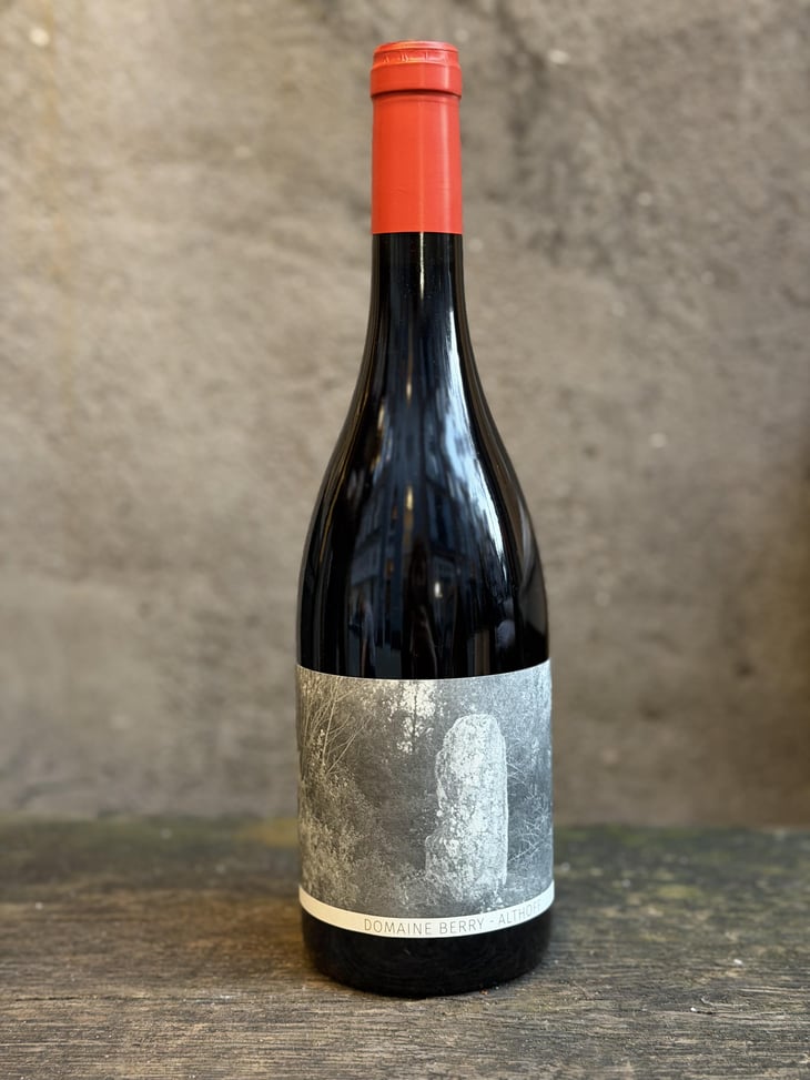 Menhir 2022 - Domaine Berry - Althoff & Le Quai à Raisins - imogen-berry-robin-althoff -2022