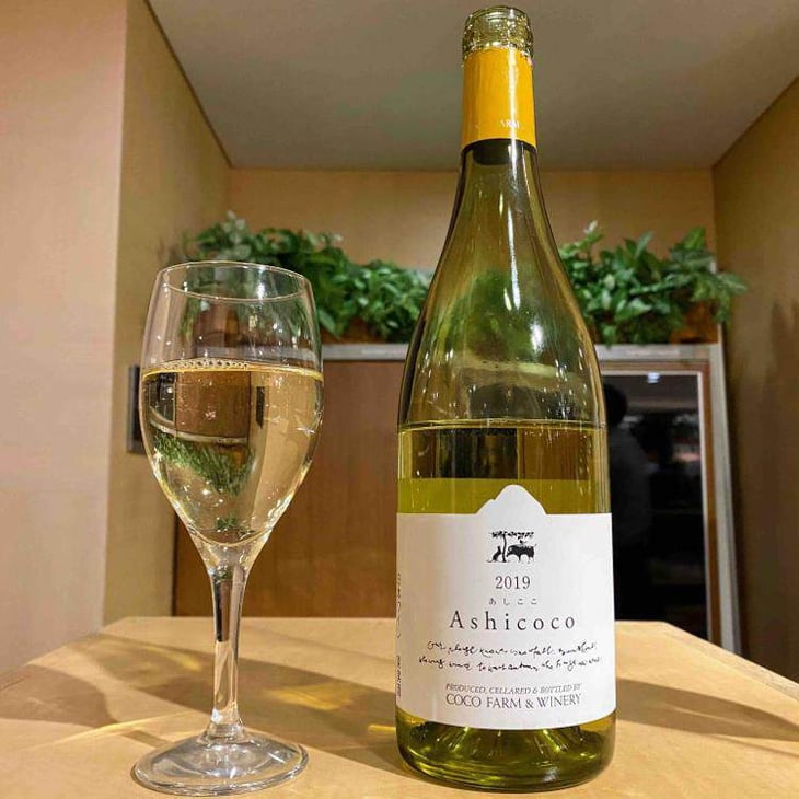 Ashicoco - Coco Farm & Winery - romain-weinstock-toyoichiro-shibata 