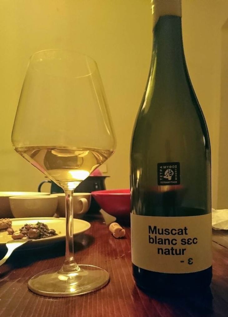 Muscat Blanc Sec Natur - Tetramythos Winery - Τετράμυθος - panos-papayiannopoulos-aristos-spanos-eustatius-spanos 