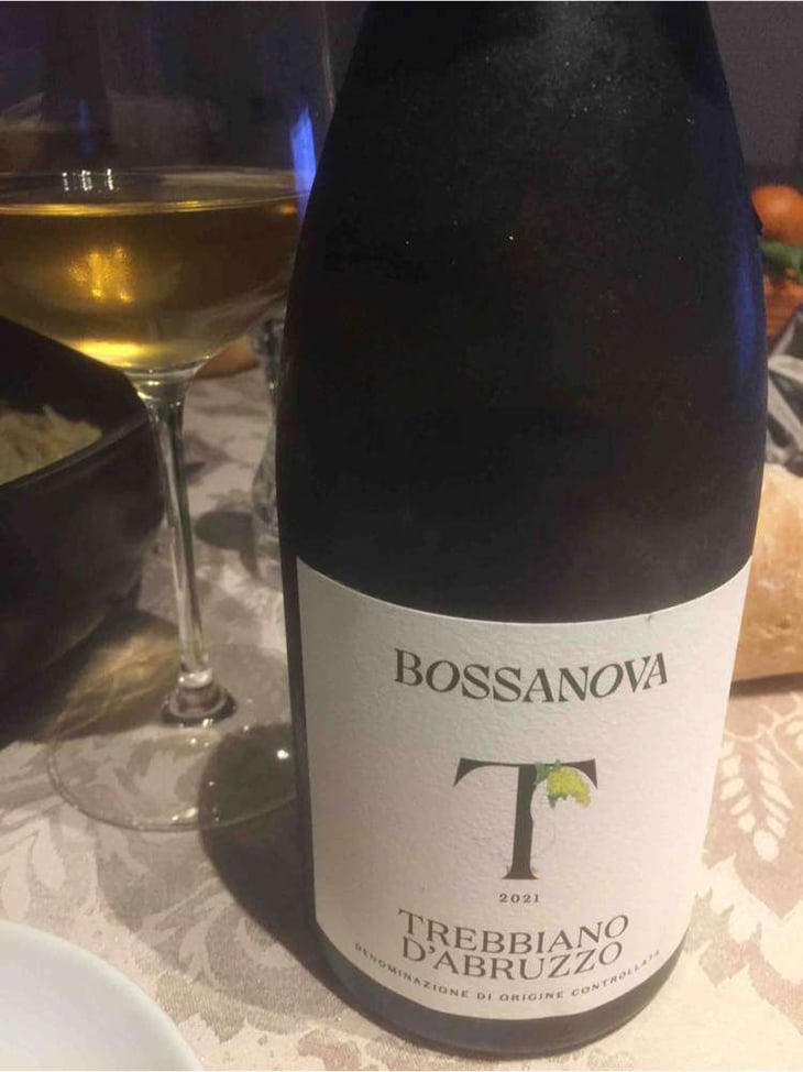 T - Società Agricola BossaNova - andrea-quaglia-e-nat-colantonio -2021