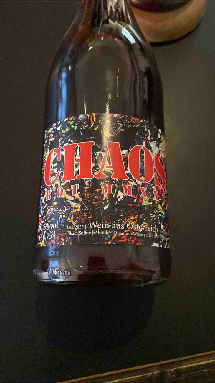 Chaos Rot (since 2021) - Quantum Winery - florian-schuhmann-irschik-sq 