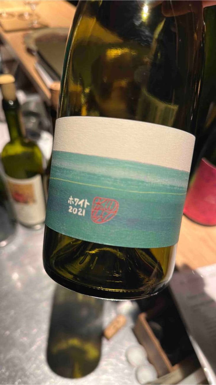 White - 10R Winery - bruce-ryoko-gutlove -2021