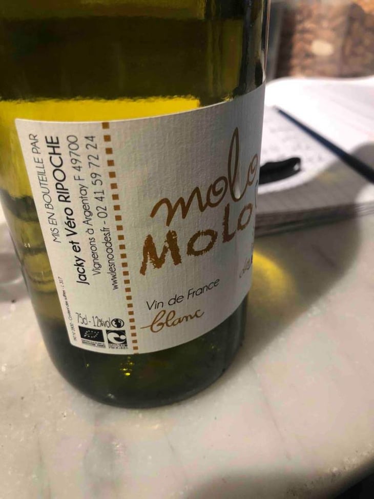 Molo molo - Les Noades - jacky-vero-ripoche 