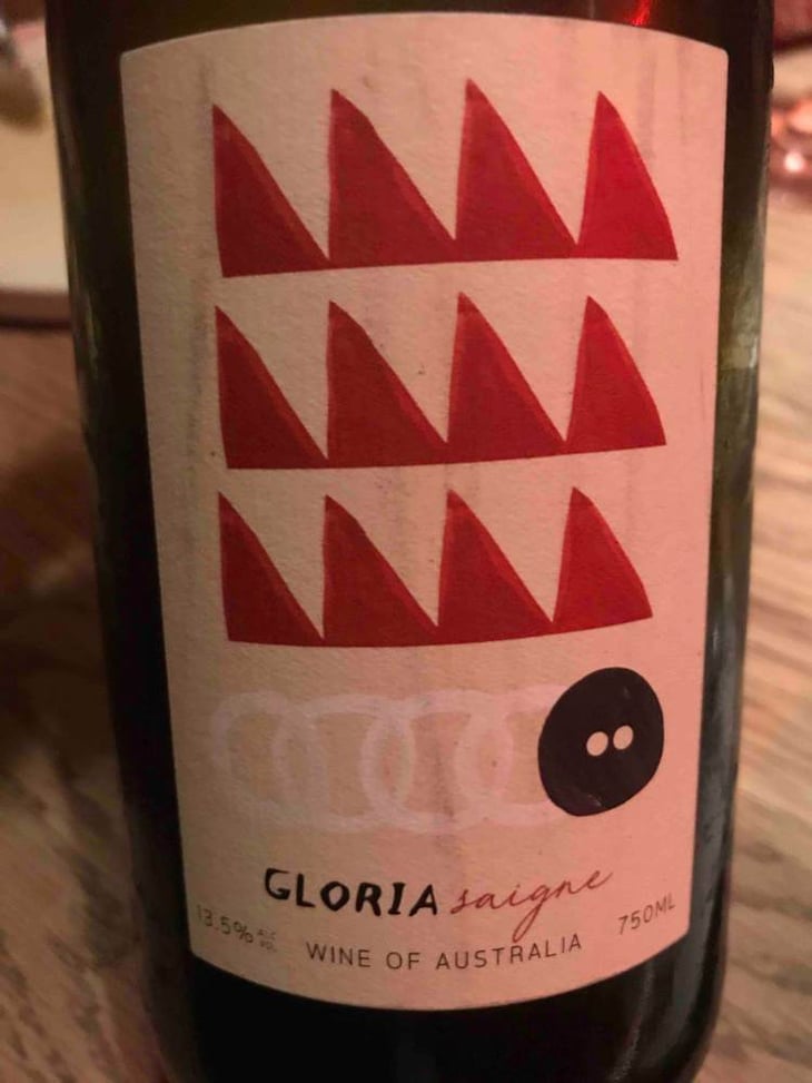 Gloria Saigne - Commune of Buttons - jasper-sophie-button 