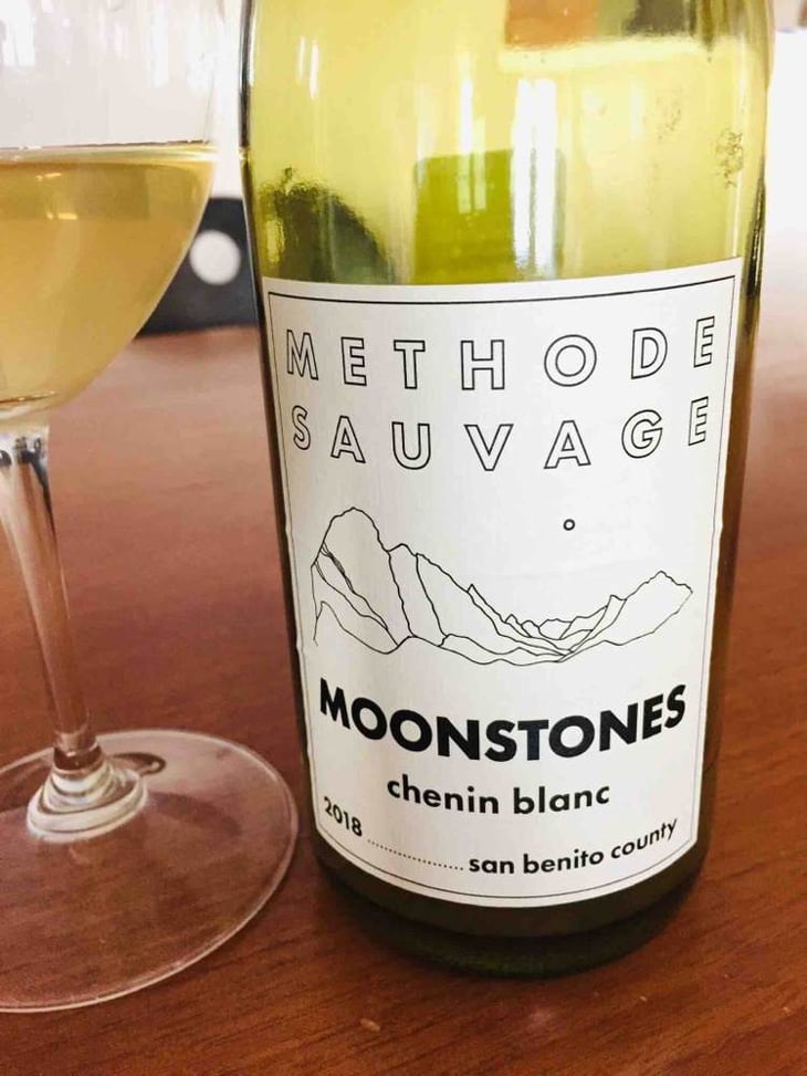 Moonstones - Methode Sauvage - Iruai - chad-hinds 