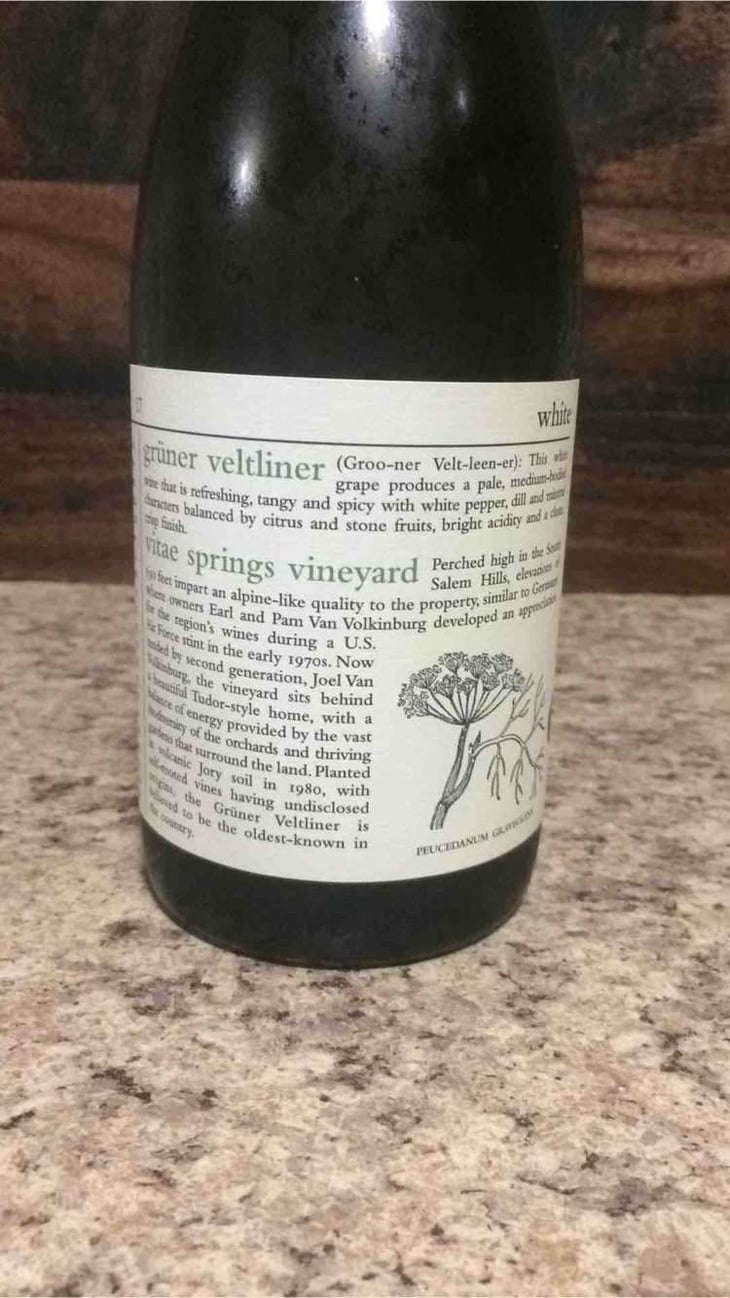 White - Minimus Wines / Omero/ Origin / Craft Wine Co. - laura-cusick-meredith-bell 